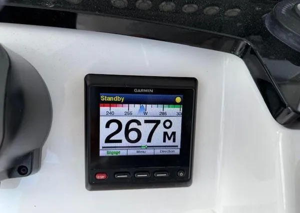 Slide: The Image of Everglades 335 Center Console 2018 - 15