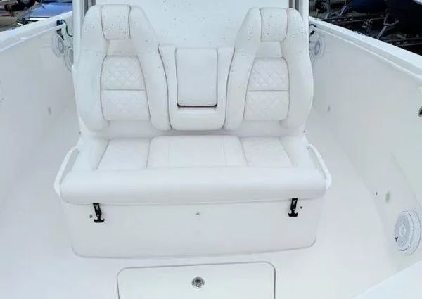 Slide: The Image of Everglades 335 Center Console 2018 - 17