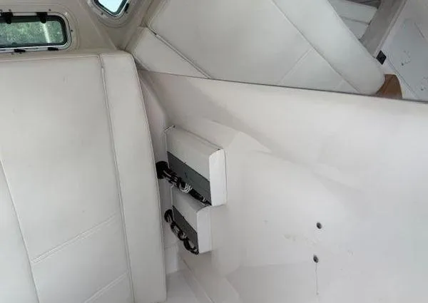 Slide: The Image of Everglades 335 Center Console 2018 - 21