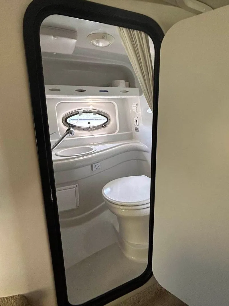 Slide: The Image of Crownline Boats 286 SC 2011 - 20