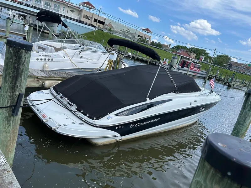 Slide: The Image of Crownline Boats 286 SC 2011 - 22