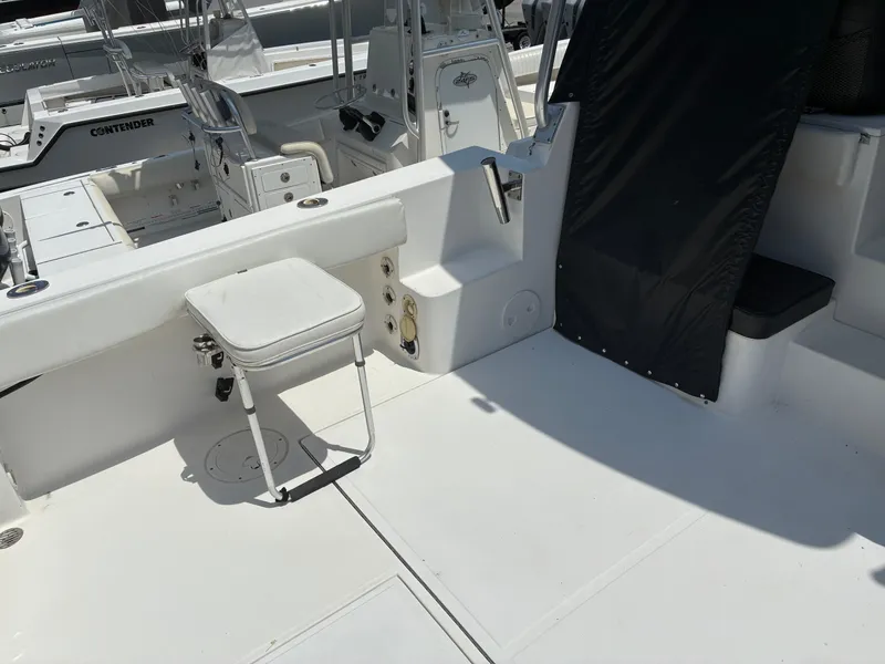 Slide: The Image of Stamas 320 Express with 2020 outboards 2005 - 8