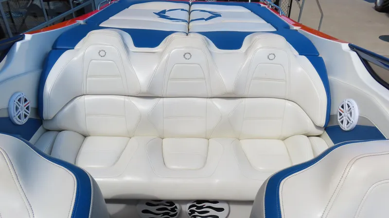 Slide: The Image of Fountain 42 Lightning 2007 - 15