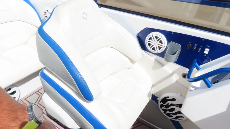 Slide: The Image of Fountain 42 Lightning 2007 - 16