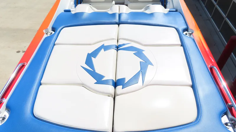 Slide: The Image of Fountain 42 Lightning 2007 - 9