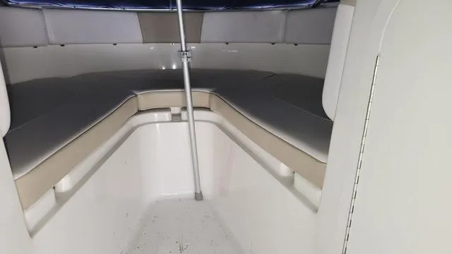 Slide: The Image of Robalo R227 2018 - 9