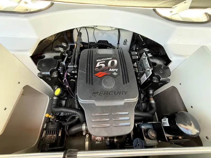 Slide: The Image of Four Winns 200 Horizon LE 2005 - 21