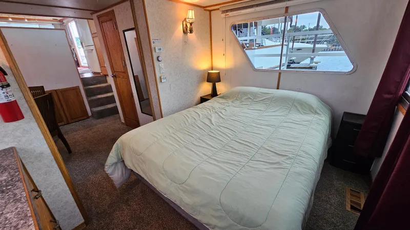 Slide: The Image of Gibson 50 Classic 1981 - 11