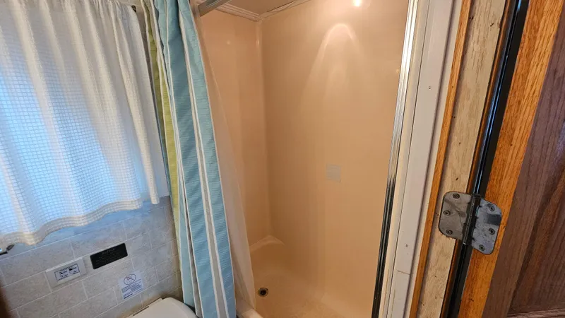 Slide: The Image of Gibson 50 Classic 1981 - 15