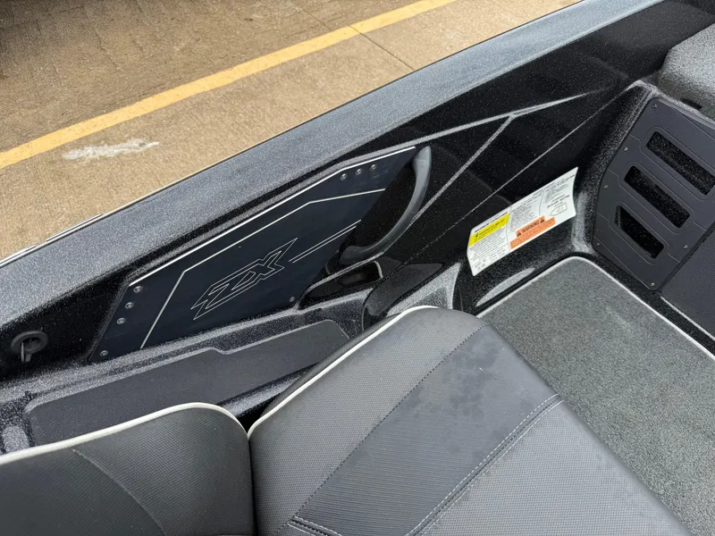 Slide: The Image of Skeeter 150 Zx 2022 - 52