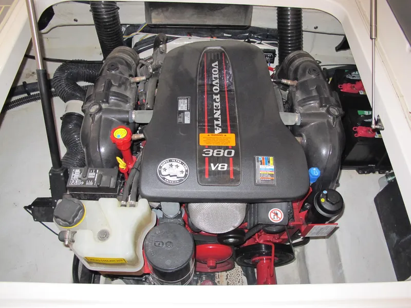 Slide: The Image of Volvo Penta 380 V8 engine in 2018 Chaparral 287 SSX boat. - 17