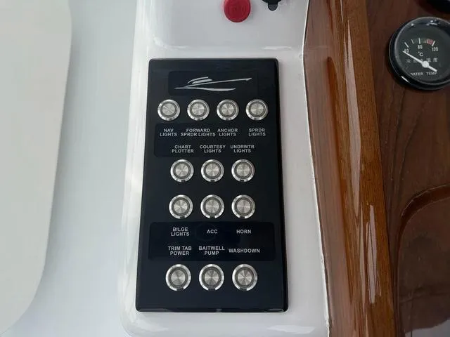 Slide: The Image of Scarborough Ricky Scarborough 26 Sport Fish 1981 - 10