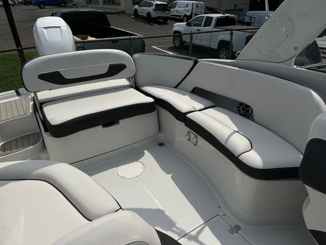Slide: The Image of Crownline Boats 290 XSS 2024 - 3
