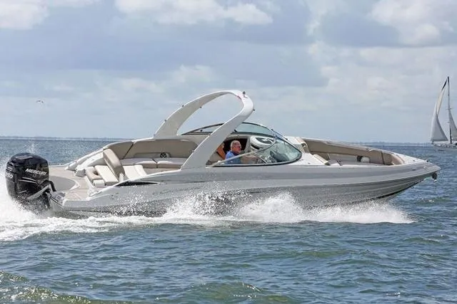 Slide: The Image of Crownline Boats 290 XSS 2024 - 7