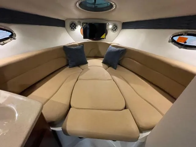 Slide: The Image of Crownline Boats 270 CR 2025 - 12