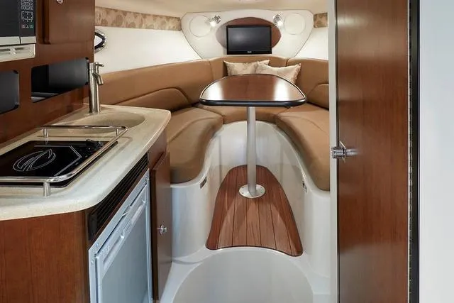 Slide: The Image of Crownline Boats 270 CR 2025 - 22