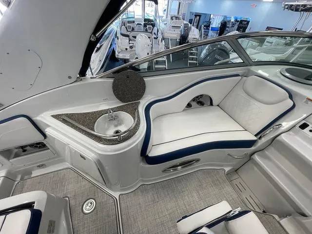 Slide: The Image of Crownline Boats 270 CR 2025 - 7
