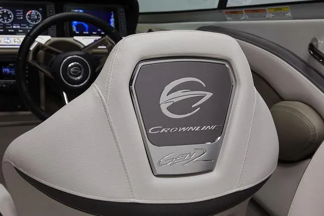 Slide: The Image of Crownline Boats 290 XSS 2025 - 21