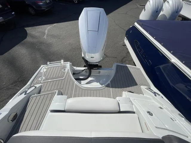 Slide: The Image of Crownline Boats 290 XSS 2025 - 6