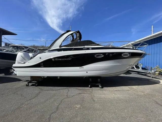 Slide: The Image of Crownline Boats 280 CRX 2025 - 1