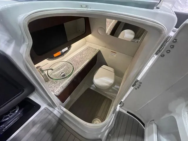 Slide: The Image of Crownline Boats 310 XSS 2025 - 15