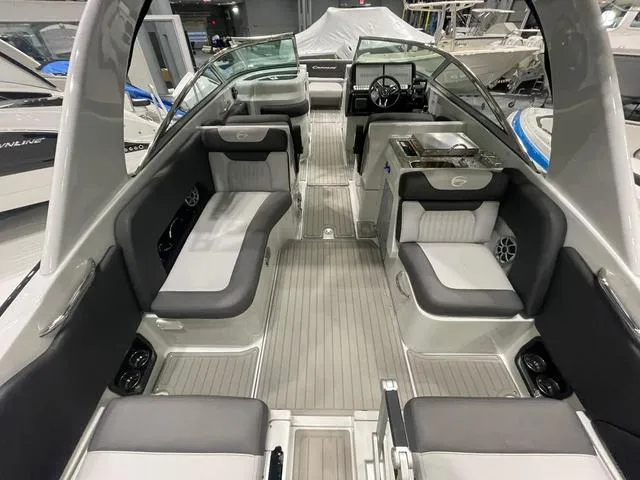 Slide: The Image of Crownline Boats 310 XSS 2025 - 7