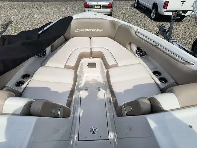 Slide: The Image of Crownline Boats 270 XSS 2024 - 6