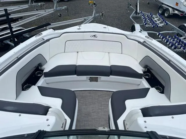 Slide: The Image of Monterey M-65 2018 - 10