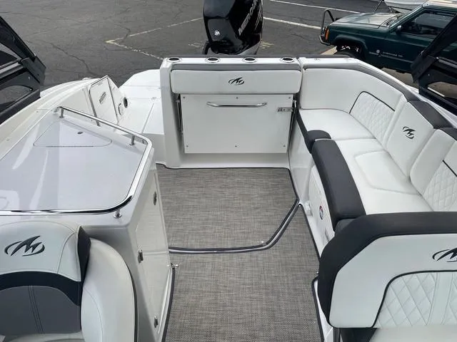 Slide: The Image of Monterey M-65 2018 - 8