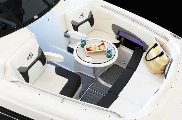 Slide: The Image of Monterey M6 2018 - 22