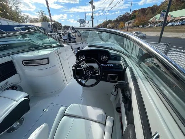 Slide: The Image of Crownline Boats 290 SS 2020 - 11