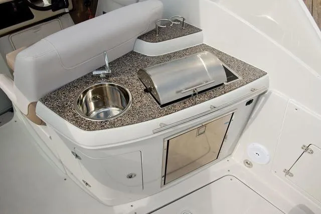 Slide: The Image of Crownline Boats 294 CR 2023 - 13