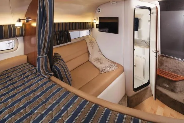 Slide: The Image of Crownline Boats 294 CR 2023 - 16