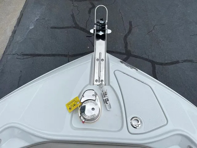 Slide: The Image of Finseeker 220 CC 2024 - 12