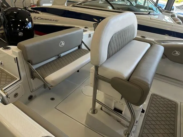 Slide: The Image of Finseeker 210 CC 2024 - 7