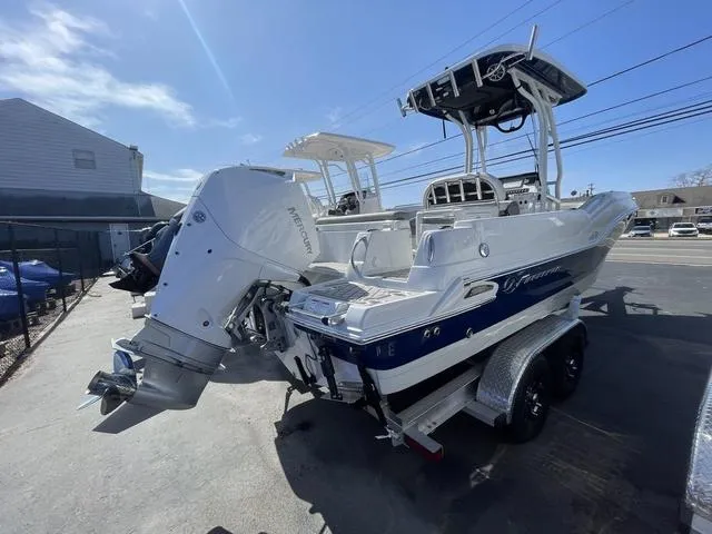 Slide: The Image of Finseeker 230 CC 2024 - 4