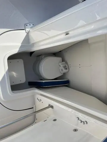 Slide: The Image of Robalo R250 Center Console 2024 - 17