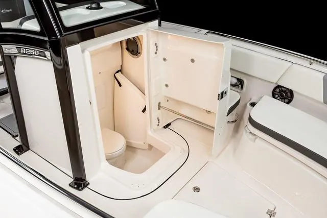 Slide: The Image of Robalo R250 Center Console 2024 - 24