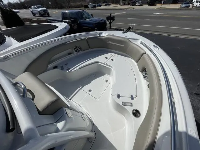 Slide: The Image of Finseeker 210 CC 2025 - 6