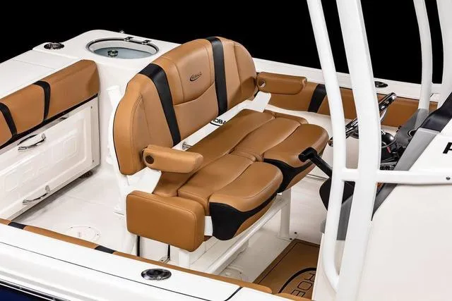 Slide: The Image of Robalo R230 Center Console 2025 - 19