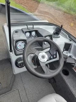 Slide: The Image of Tracker Pro Guide V-175 Combo 2019 - 8