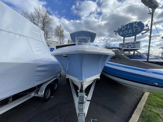 Slide: The Image of Robalo R230 Center Console 2025 - 3