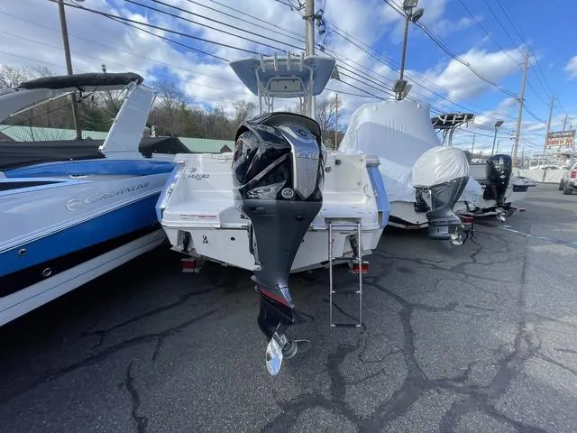 Slide: The Image of Robalo R230 Center Console 2025 - 5