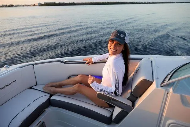 Slide: The Image of Finseeker 240 DC 2024 - 6