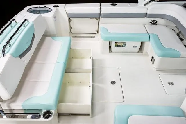 Slide: The Image of Robalo R317 Dual Console 2025 - 27