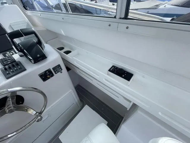 Slide: The Image of Steiger Craft 31 Miami 2024 - 11