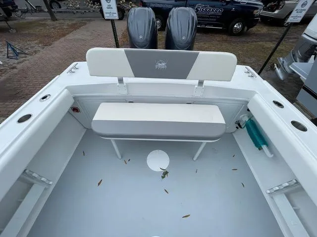 Slide: The Image of Steiger Craft 255 DV MIAMI 2025 - 3