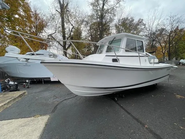 Slide: The Image of Steiger Craft 23 DV Miami 2025 - 2