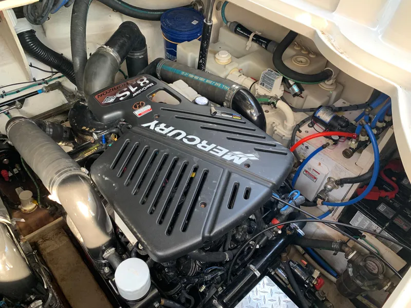 Slide: The Image of Engine compartment of a 2006 Sea Ray 340 Sundancer with a Mercury 8.1S Horizon engine. - 41