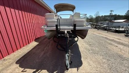 Slide: The Image of Bennington 2575LX 2005 - 4